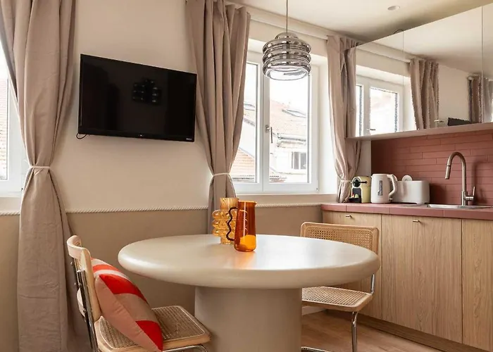 Modern 1br-2p - Lyon4th-croix Rousse * Λυών